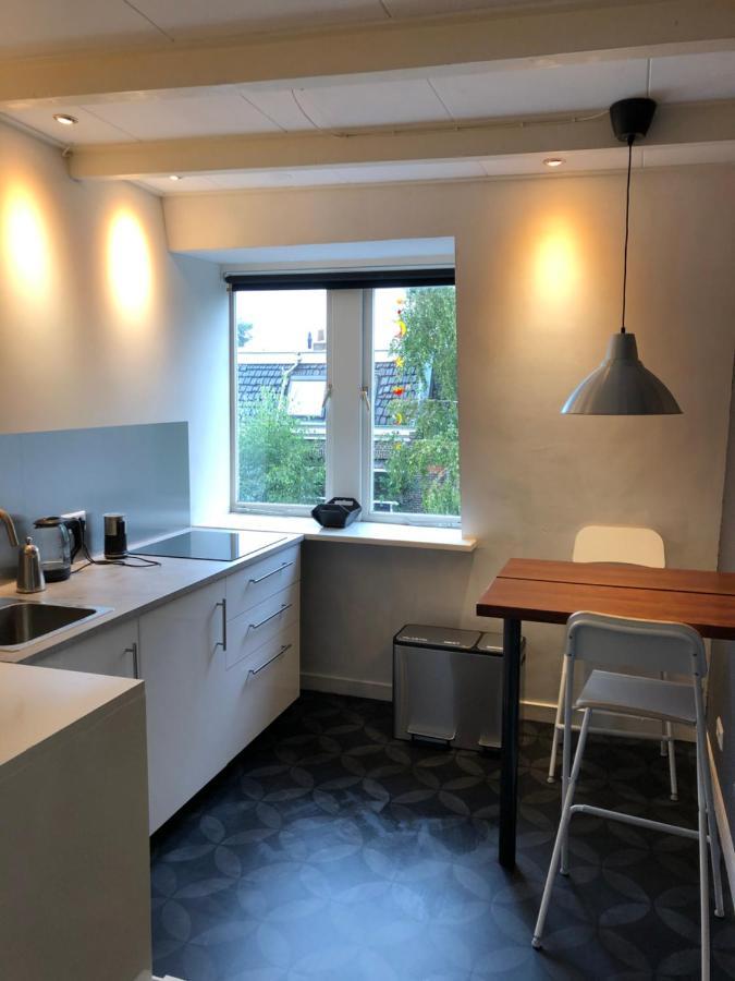 Modern Genieten In Oud Binnenstadspand 阿默斯福特 外观 照片